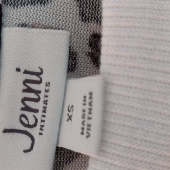 Woman's pajamas ink blot print on cream background size XS New - Picture 3 of 5